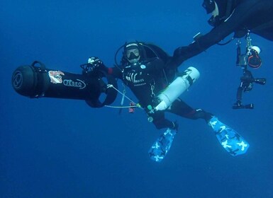 Aci Castello : plongée sous-marine en scooter