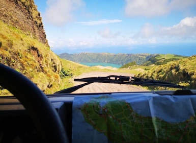 Île São Miguel : Visite de l’île hors route d’une journée complète