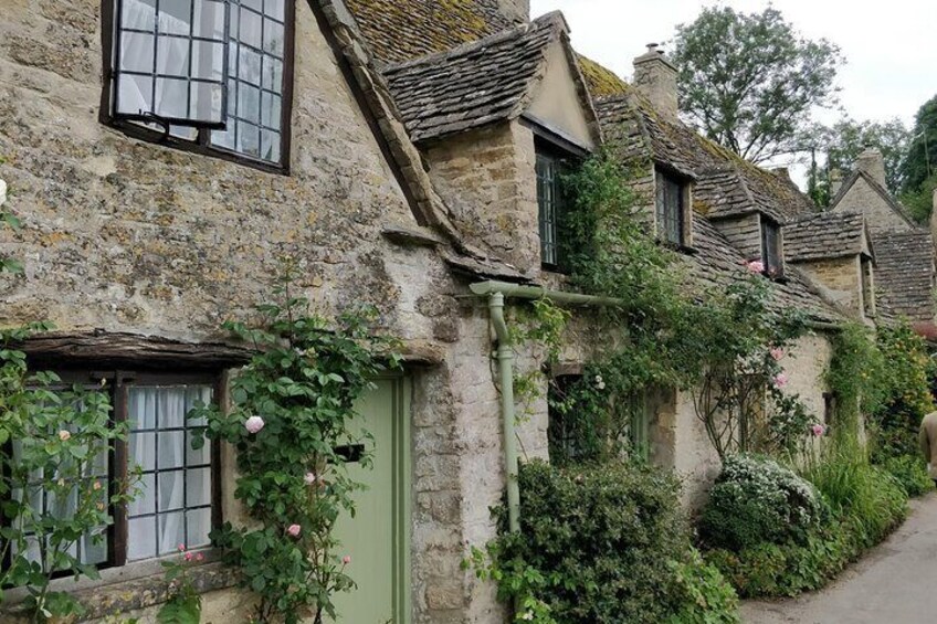 The Charming Cotswolds Private Black Taxi Tour from London