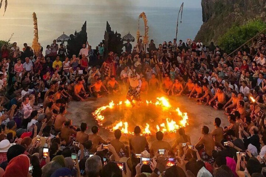 Uluwatu Temple Scenic Beaches and Fire Kecak Dance Tour 