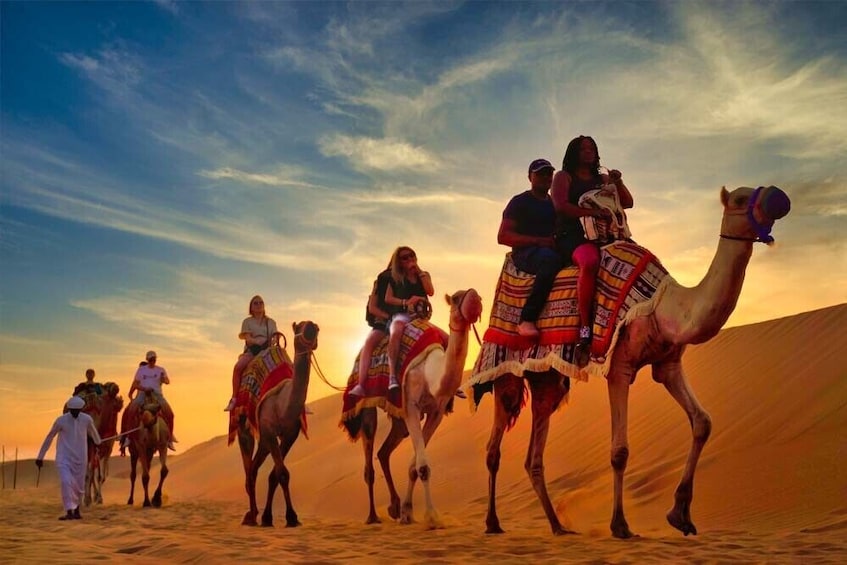 Premium Desert Safari In Dubai With BBQ Dinner