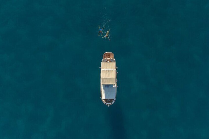 Boat Tour in Palermo: Aperitif and Relax in the Gulf of Mondello