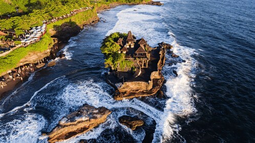 Bali Tanah Lot, Terasering Jatiluwih, & Wisata Ulundanu Beratan