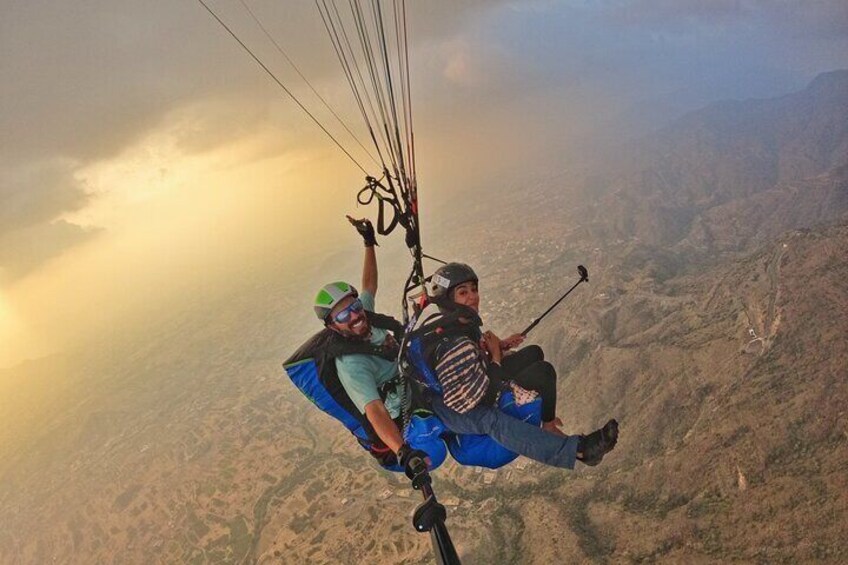 Paragliding Activity in Saudi Arabia