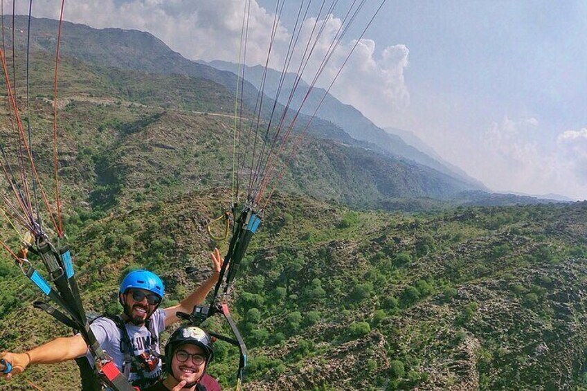 Paragliding Activity in Saudi Arabia