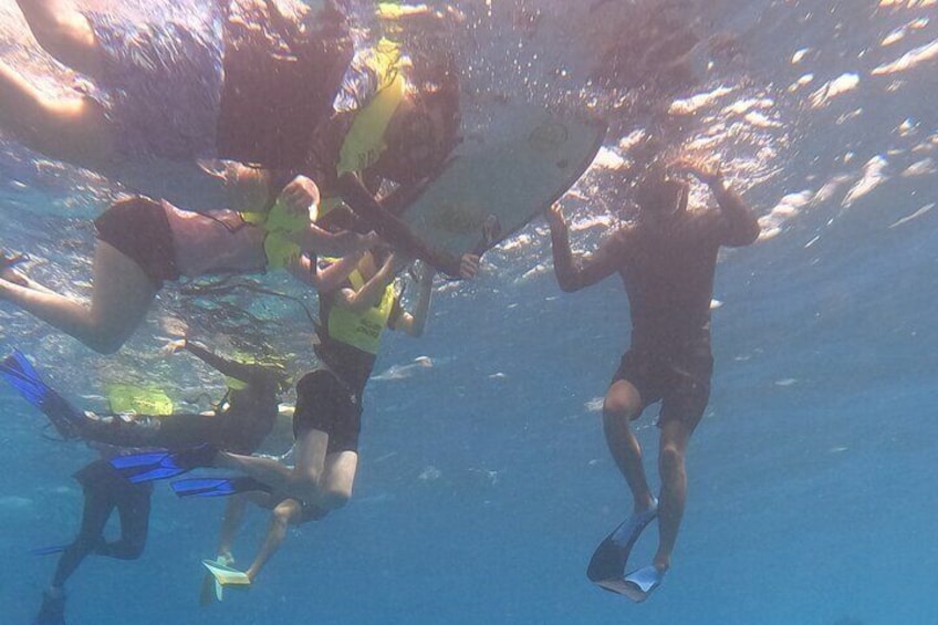 Crew support for unskilled swimmers