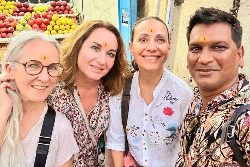 Tourist from Austria Visted Religious Temple of Mumbai while taking Full Mumbai Tour.