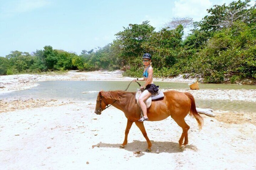 Horseback Ride and Bamboo Rafting with Blue Hole Tour 