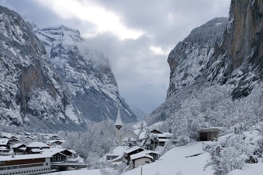 Discover Lauterbrunnen with CHEESE & CHOCOLATE