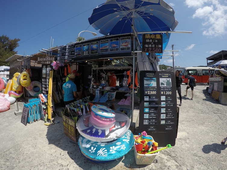 Tokashiki Island: Visit 2 Beaches in 1 Day! Swiming/snorkeling/diving