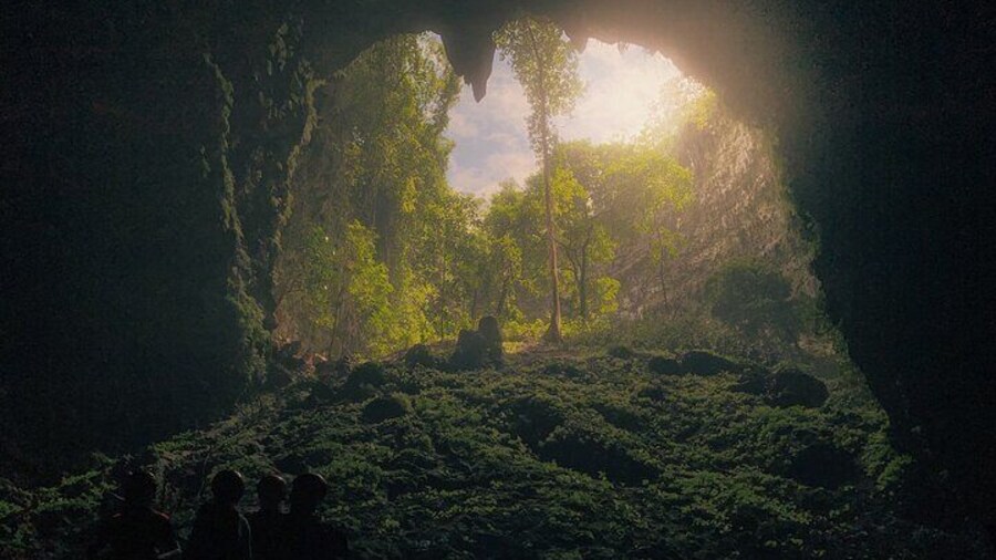 Jomblang, Light From Heaven