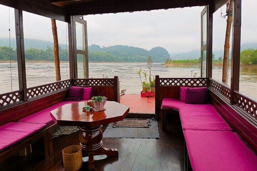 From Chiang Rai Luxury Boat Cruise to Luang Prabang 2 Day 1 Night