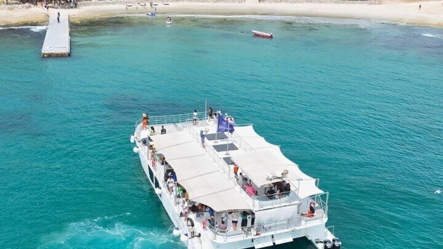 The ORIGINAL Rosario Islands Tour on Catamaran or Speedboat