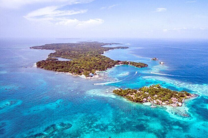 Cartagen Visit Nearby Islands on a Speedboat Tour