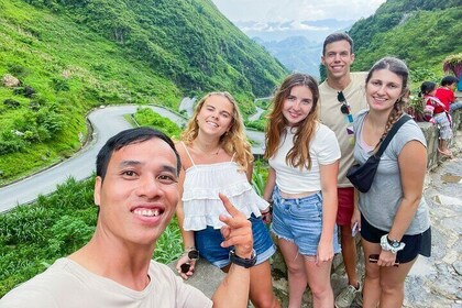 Private 4 Day Ha Giang Loop Adventure All Inclusive Car Tour