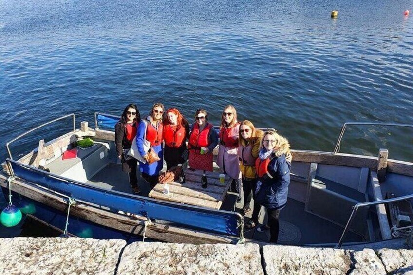 Galway Bay boat cruise with local skipper. Galway city. 1 hour.