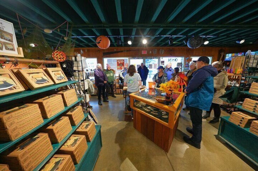 Learning the history and how to use an Ulu