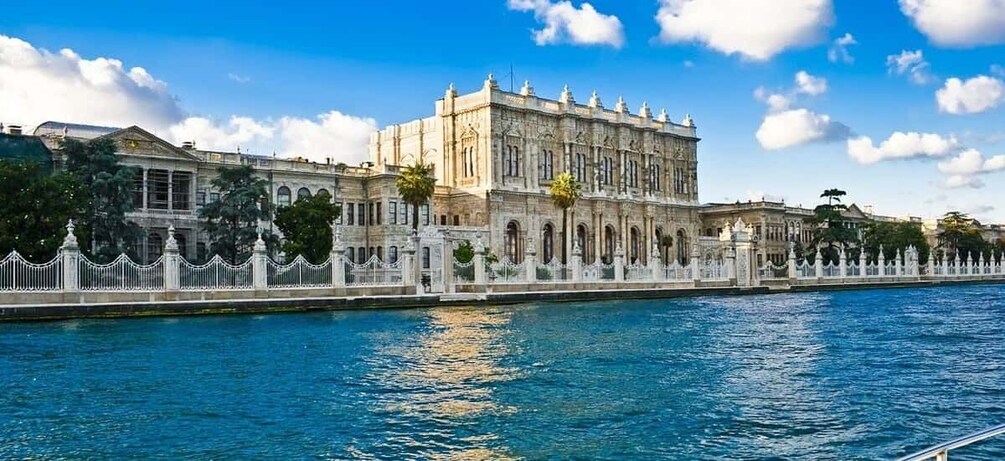 Picture 1 for Activity Istanbul: Dolmabahce Palace and Grand Bazaar Tour