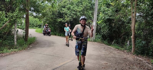 Bangkok: Bang Kachao jungletur på el-scooter