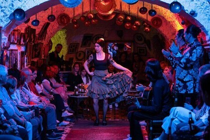 Flamenco show in Cueva los Amayas