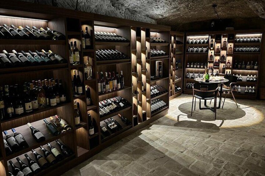 Tasting cellar