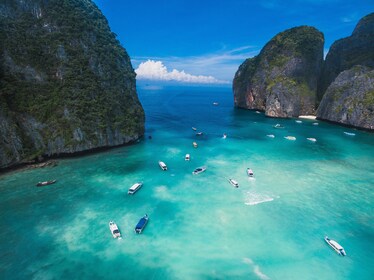 Au départ de Phuket : Excursion d'une journée aux îles Phi Phi et Khai pour...