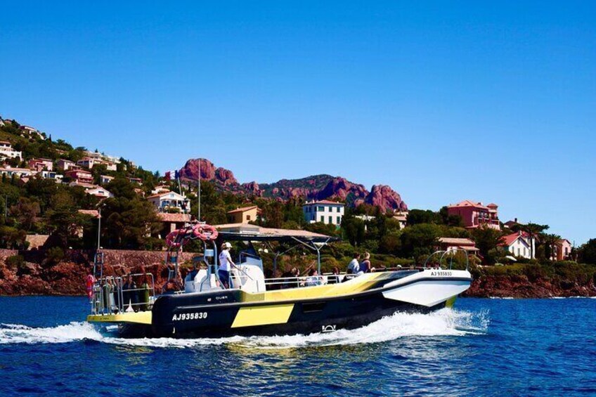 Boat excursion from Fréjus - Calanques Estérel - 2h45