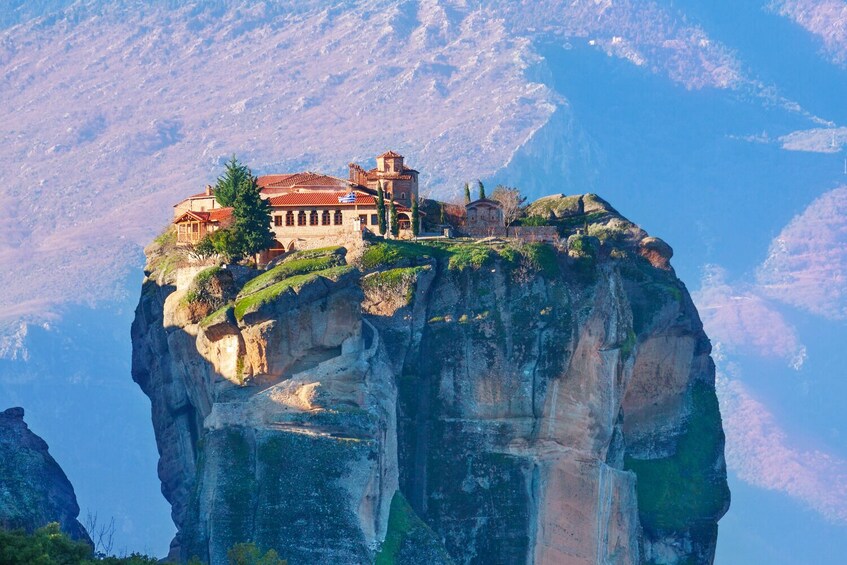 Meteora Self-Guided Walking & Driving Tours Explore the Geological Formatio