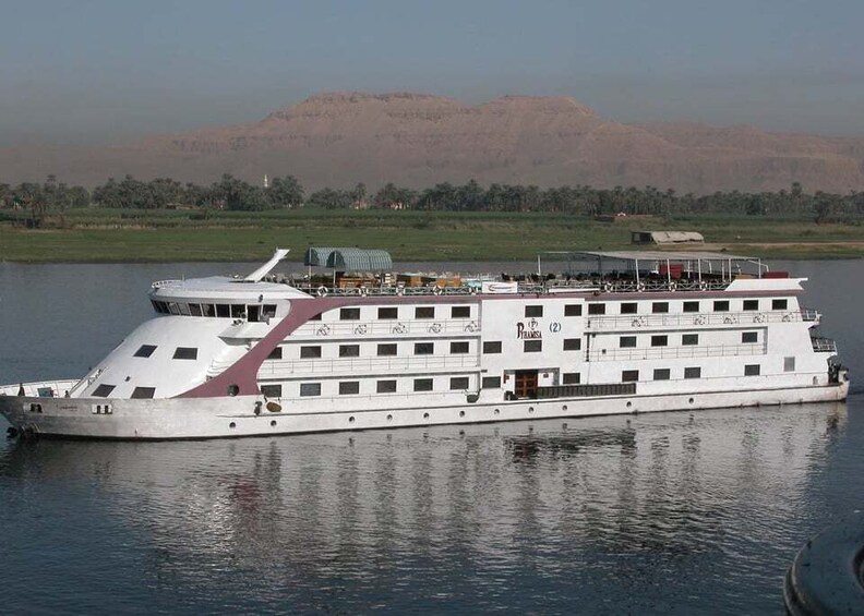 From Marsa Alam: 4-Days 5-Star Nile Cruise with Guided Tours