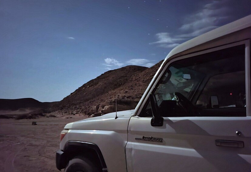 Picture 1 for Activity Hurghada: Star Watching Desert Adventure by Jeep with Dinner