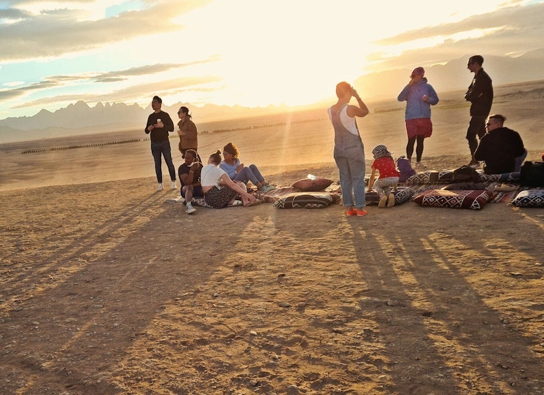 Picture 8 for Activity Hurghada: Desert Star-Watching Adventure by Jeep with Dinner