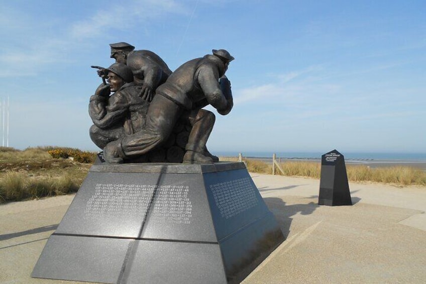 Private Tour Day Beaches & Museum from Cherbourg Port