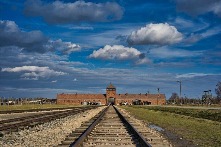 Auschwitz Birkenau Guided Tour with Luxury Transport from Krakow