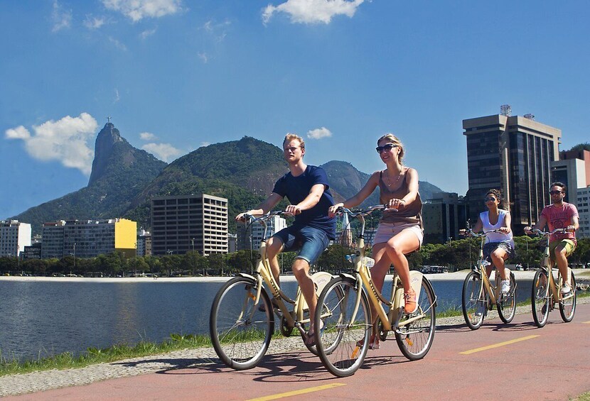 Picture 1 for Activity Rio de Janeiro: Guided Bike Tours in Small Groups