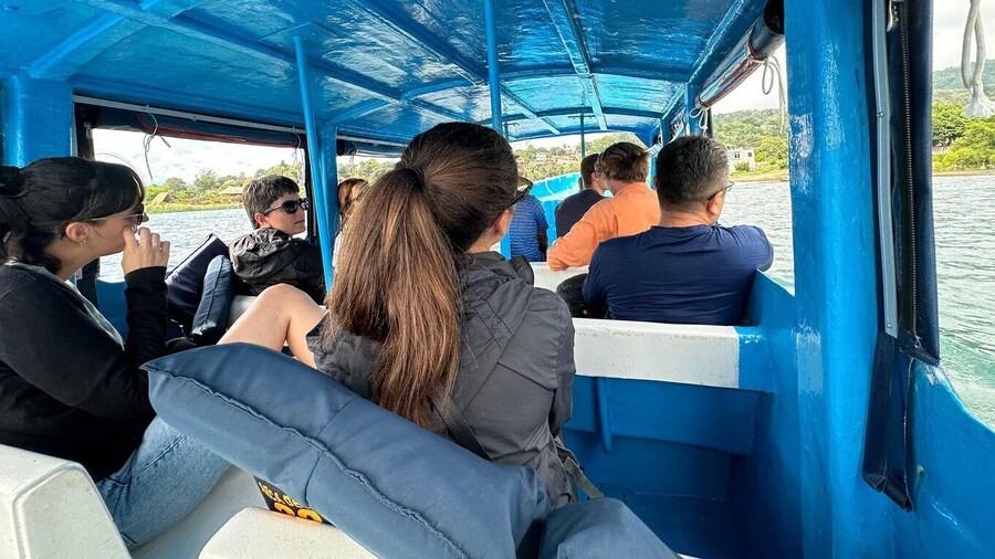 From Panajachel: Lake Atitlan Boat Tour with Mayan Home Stay