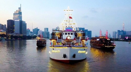 Ho Chi Minh: privérondleiding door de stad en dinercruise met buffet