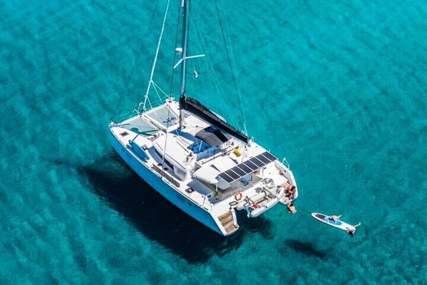 Balos and Gramvousa Luxury Catamaran Cruise with Meal