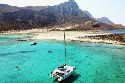 Kissamos: Balos & Gramvousa Luxury Catamaran Sailing Cruise