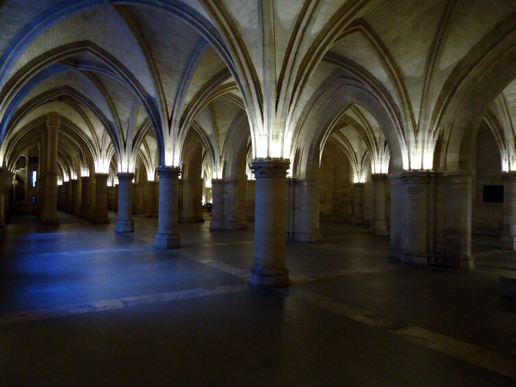 La Conciergerie & La Sainte-Chapelle Ticket & In-App Audio Tour