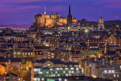 Edinburgh: Private Walking Tour