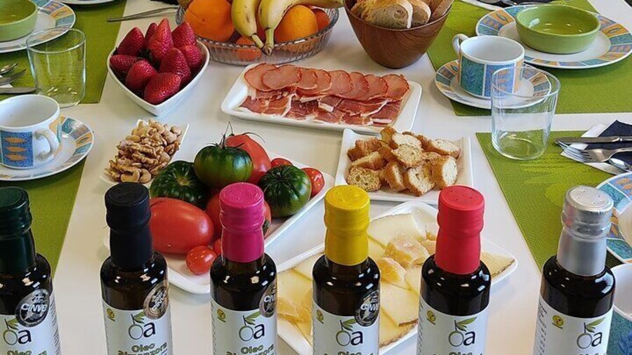 Visit with EVOO-based breakfast