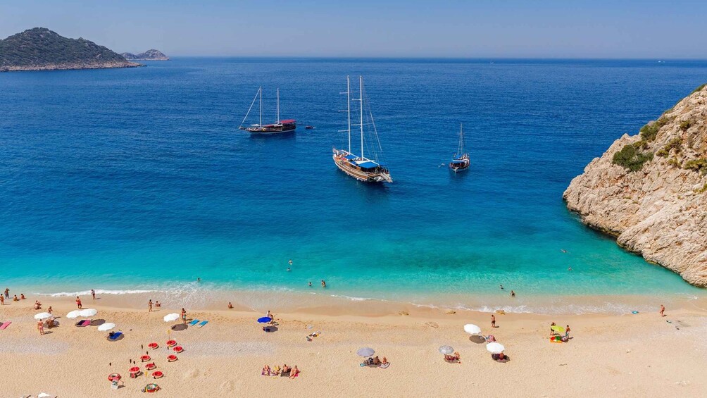 From Fethiye: Full-Day Lunch Cruise in the Gocek Gulf