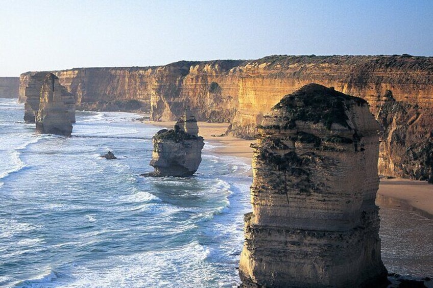 Private Helicopter Tour to 12 Apostles & Great Ocean Road 
