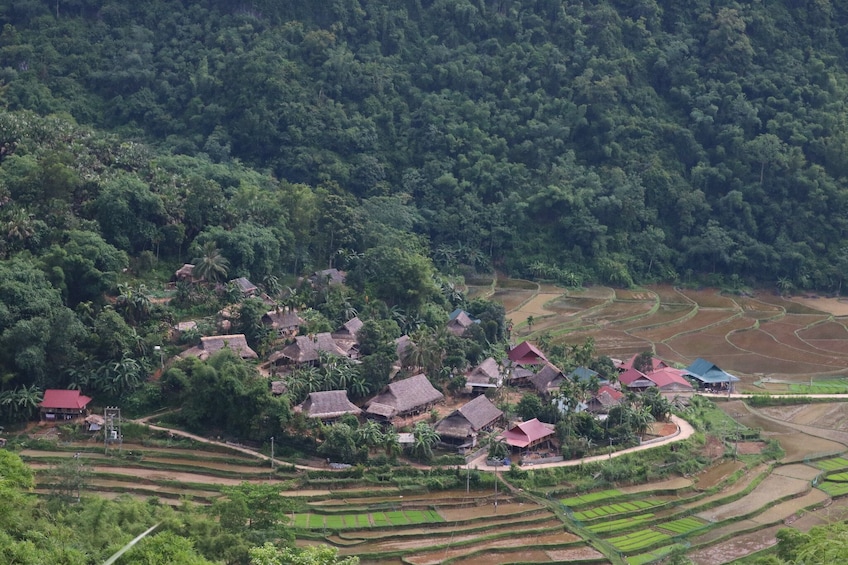 Vietnam : Sapa 3D2N With Limousine Transfer from Ha Noi