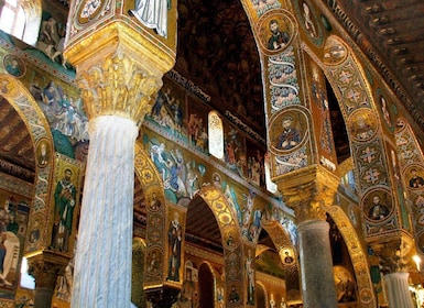 Tour di Palermo: magnifica miscela di stili architettonici
