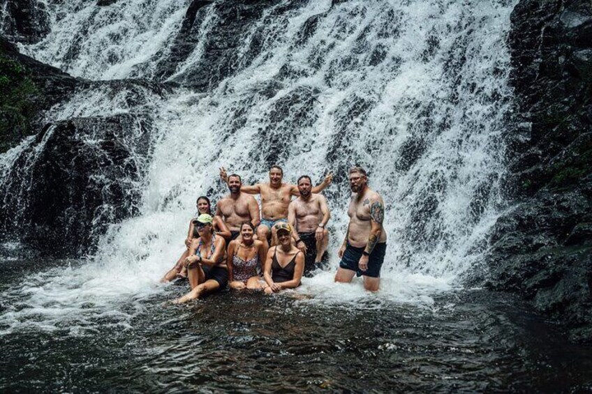 Panama City: Embera Village and Waterfall Tour with Lunch