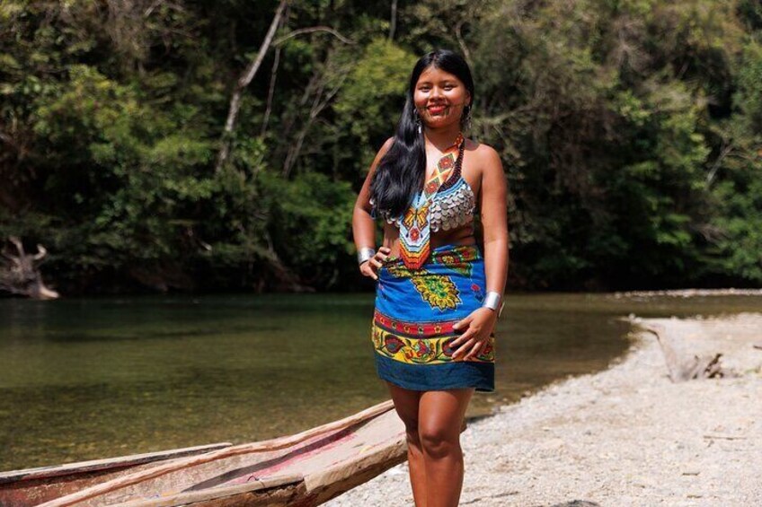 Panama City: Embera Village and Waterfall Tour with Lunch