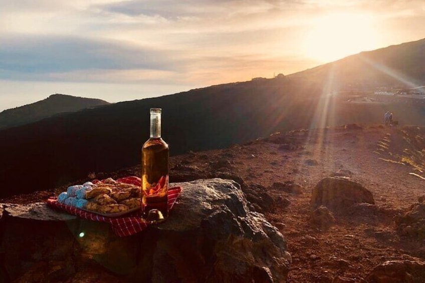 Etna sunset tour with dinner