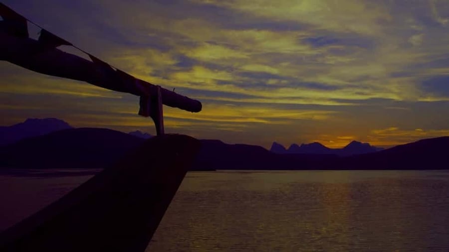 Musandam/Khasab: Overnight Dhow Cruise with Camping and BBQ