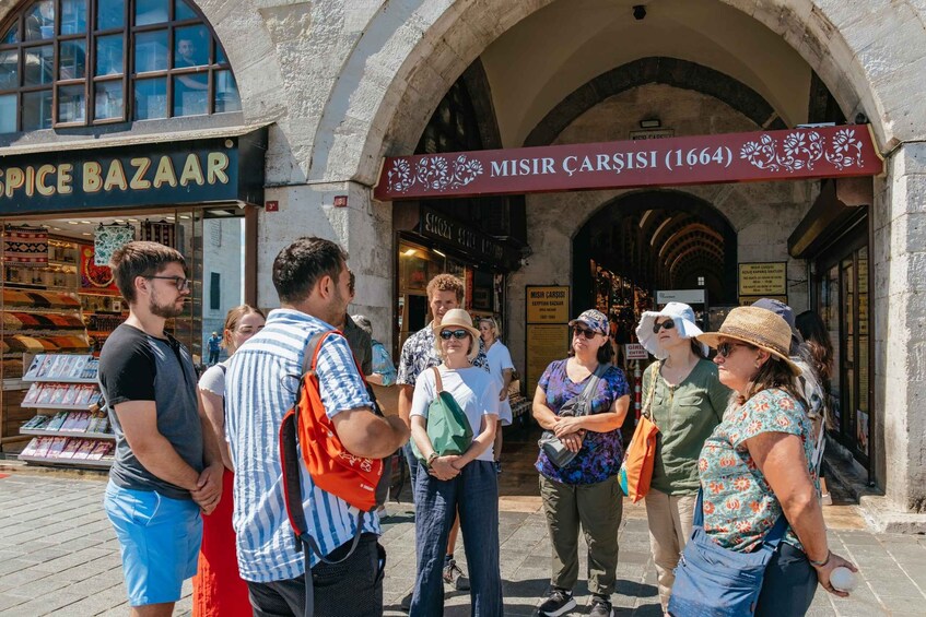 Picture 5 for Activity Istanbul: European and Asian Side Guided Foodie Walking Tour